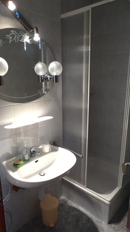 D&N Urlicic Apartamento Omiš Exterior foto